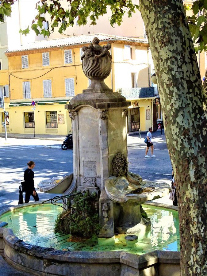Blue Fountain Luxueux Studio Aix Centre Historique -Wifi-Smart Tv- Aix-en-Provence Ngoại thất bức ảnh